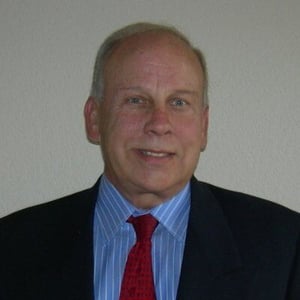bruce sims headshot d2 solutions